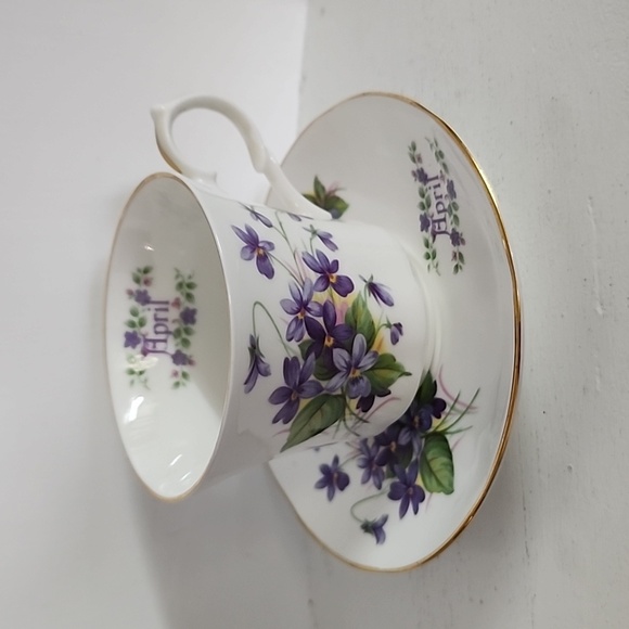 Springfield April Violets Teacup & Saucer England Bone China - Picture 4 of 8